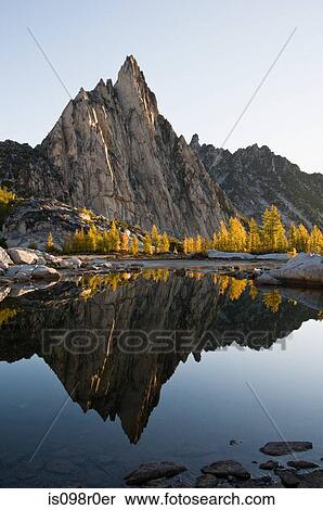 Stock Photography - Prusik peak and enchantment lakes. Fotosearch