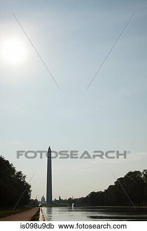 Stock Image - Washington monument, Washington DC, USA. Fotosearch