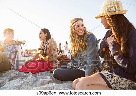 "Friends hanging out, Santa Monica Pier, Santa Monica Beach, US" View Large Photo Image Picture - "Friends hanging out, Santa Monica Pier, Santa Monica Beach, US". Fotosearch