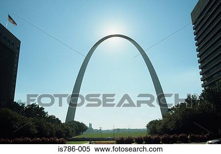 Sunlight on the gateway arch st louis View Large Photo Image Stock Photography - Sunlight on the gateway arch st louis. Fotosearch