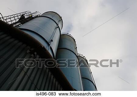 Stock Image - Oil refinery. Fotosearch