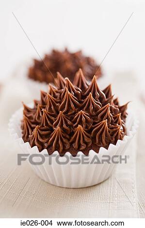 Picture - Chocolate cake. Fotosearch