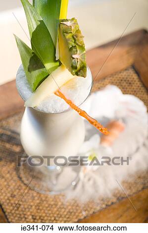 Picture - Pina colada. Fotosearch