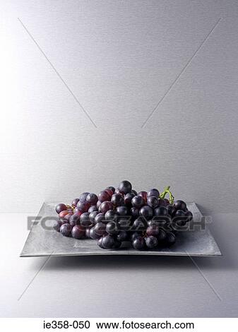 Stock Image - Grapes. Fotosearch
