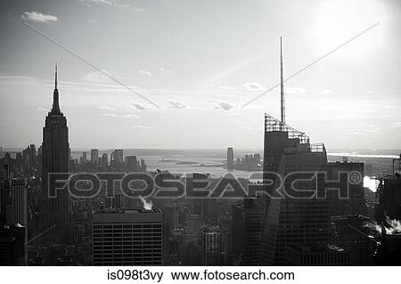 Empire state building and hudson river View Large Photo Image Stock Photo - Empire state building and hudson river. Fotosearch