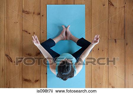Pregnant woman doing yoga View Large Photo Image Stock Image - Pregnant woman doing yoga. Fotosearch
