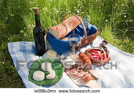 Picture - French picnic. Fotosearch