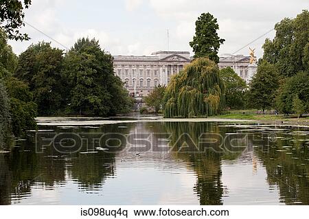 Lake at St James's Park and Buckingham Palace, London View Large Photo Image Stock Photography - Lake at St James's Park and Buckingham Palace, London. Fotosearch