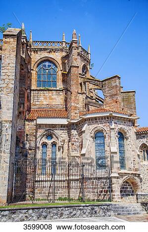 Stock Photo - Church, Harbour Castro Urdiales, Spain. Fotosearch