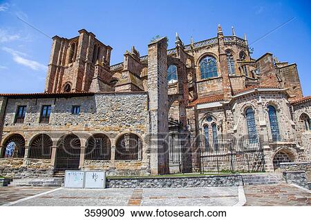 Stock Photo - Church, Harbour Castro Urdiales, Spain. Fotosearch