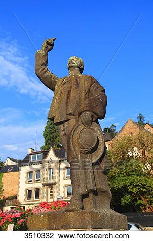 Stock Image - France, Brittany, Finistere, Pont Aven. Statue of Theodore Botrel, French songwriter-composer-singer. Fotosearch