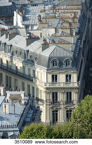 Stock Photo - France. Paris 16th district. Place de l'Etoile. Buildings between avenue Victor Hugo and rue Lauriston. Fotosearch