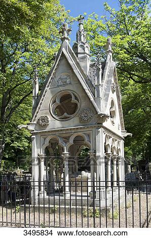 France, Paris 20th district. Pere Lachaise cemetery. Grave of Heloise and Abelard View Large Photo Image Picture - France, Paris 20th district. Pere Lachaise cemetery. Grave of Heloise and Abelard. Fotosearch