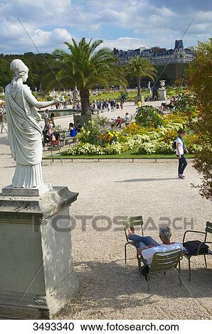 Stock Image - France, Paris, 6th arrondissement, Jardin du Luxembourg. Fotosearch