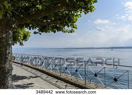 Stock Image - Germany, Baden-Wurttemberg, Medieval town of Meersburg on Lake Constance. Fotosearch