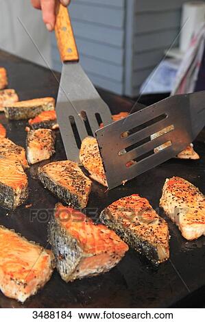 Picture - Grilled salmon. Fotosearch