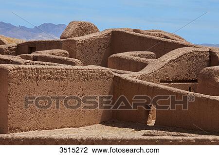 Stock Image - Mexico, Chihuahua State, Paquime or Casas Grande, Pre-Columbian archaeological zone, Unesco World Heritage site. Fotosearch