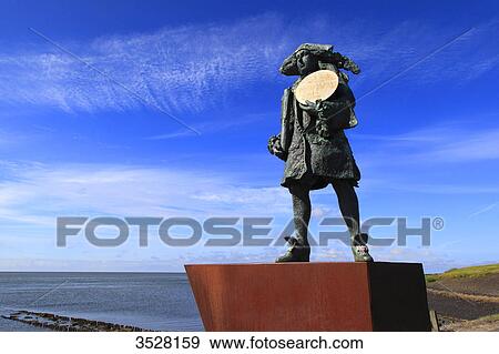 Nederlands. Wadden Islands archipelago. Vlieland island. Oost-Vlieland. Statue of Willem de Vlamingh (Trudi) View Large Photo Image Stock Photo - Nederlands. Wadden Islands archipelago. Vlieland island. Oost-Vlieland. Statue of Willem de Vlamingh (Trudi). Fotosearch