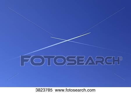 Planes crossing View Large Photo Image Stock Photography - Planes crossing. Fotosearch
