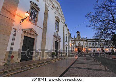 Portugal, Algarve. Faro. Igreja da Misericordia, Arco da Vila in the background. Entrance door leading to the old city. View Large Photo Image Stock Image - Portugal, Algarve. Faro. Igreja da Misericordia, Arco da Vila in the background. Entrance door leading to the old city.. Fotosearch