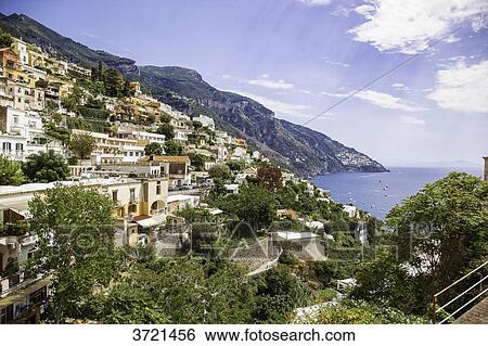 Positano, Amalfi, Salerno Provincia, Italie View Large Photo Image Stock Photograph - Positano, Amalfi, Salerno Provincia, Italie. Fotosearch