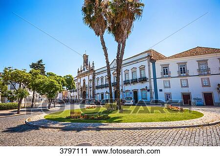 Roundabout Street Comte. Manueville Francisco, city of Faro, Algarve region, Portugal View Large Photo Image Stock Image - Roundabout Street Comte. Manueville Francisco, city of Faro, Algarve region, Portugal. Fotosearch