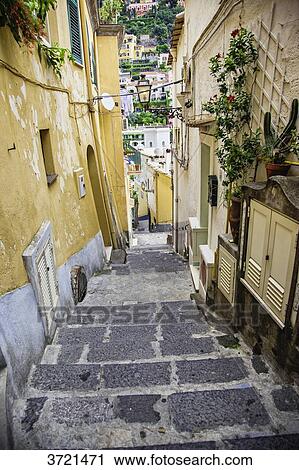 Rue d'Amalfi, Province of Salerno, Italy View Large Photo Image Stock Image - Rue d'Amalfi, Province of Salerno, Italy. Fotosearch
