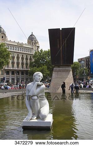 Stock Photo - Spain, Catalonia, Barcelona, La Diosa by Josep Clara in la Placa Catalunya. Fotosearch