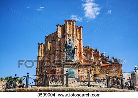 Statue of Cesar Augusto Vespasiano, church, port castro Urdiales, Spain View Large Photo Image Picture - Statue of Cesar Augusto Vespasiano, church, port castro Urdiales, Spain. Fotosearch