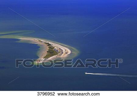 USA, Florida. Honeymoon Island et Three Roocker Island. Saint Joseph Sound View Large Photo Image Stock Image - USA, Florida. Honeymoon Island et Three Roocker Island. Saint Joseph Sound. Fotosearch