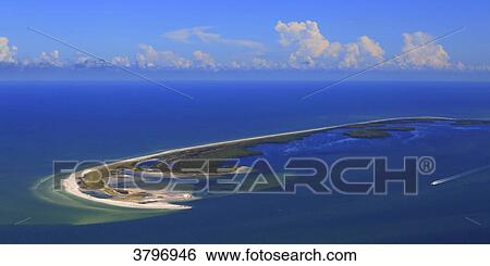 USA, Florida. Honeymoon Island et Three Roocker Island. Saint Joseph Sound View Large Photo Image Stock Photograph - USA, Florida. Honeymoon Island et Three Roocker Island. Saint Joseph Sound. Fotosearch