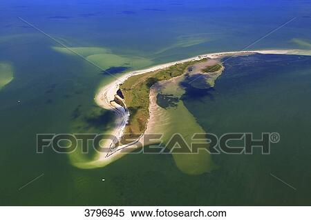 USA, Florida. Honeymoon Island et Three Roocker Island. Saint Joseph Sound View Large Photo Image Stock Photography - USA, Florida. Honeymoon Island et Three Roocker Island. Saint Joseph Sound. Fotosearch