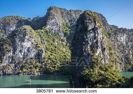 Vietnam, Ha Long Bay, (UNESCO World Heritage) View Large Photo Image Stock Image - Vietnam, Ha Long Bay, (UNESCO World Heritage). Fotosearch