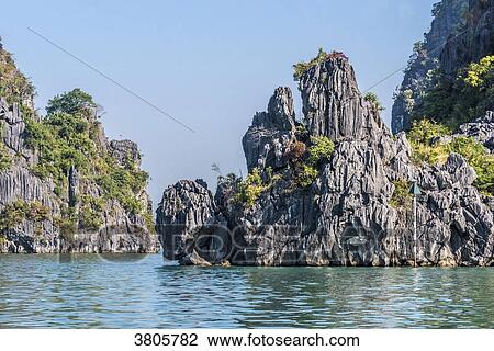Vietnam, Ha Long Bay, (UNESCO World Heritage) View Large Photo Image Stock Image - Vietnam, Ha Long Bay, (UNESCO World Heritage). Fotosearch