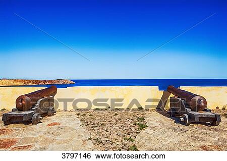 View of Canons of the porta e pano of Muralha da praca region of Algarve, Portugal View Large Photo Image Stock Photograph - View of Canons of the porta e pano of Muralha da praca region of Algarve, Portugal. Fotosearch