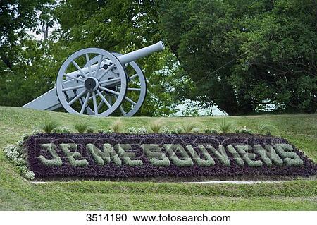 Canada, Province of Quebec. Quebec town. The citadel. I remember is the slogan of the province of Quebec View Large Photo Image Stock Image - Canada, Province of Quebec. Quebec town. The citadel. I remember is the slogan of the province of Quebec. Fotosearch