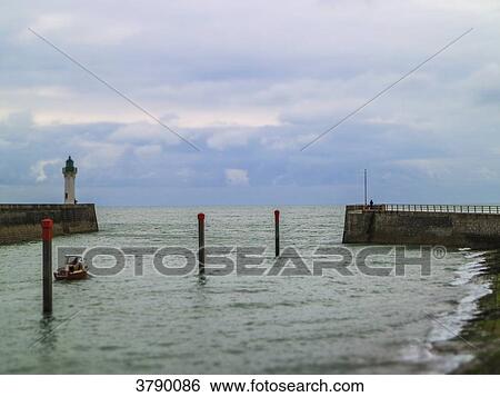 Entrance Harbor of saint-Valery-en-Caux View Large Photo Image Stock Photograph - Entrance Harbor of saint-Valery-en-Caux. Fotosearch