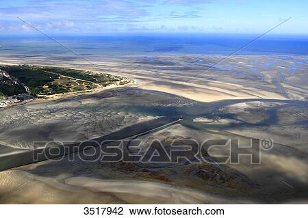 France, Northern France, Pas de Calais, Cote d'Opale. Le Touquet. Canche Bay. View Large Photo Image Stock Image - France, Northern France, Pas de Calais, Cote d'Opale. Le Touquet. Canche Bay.. Fotosearch