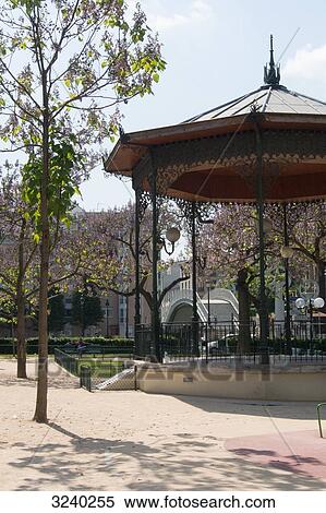 France, Paris, 10th district, pavilion in a square along the rue de Crime and the Canal St Martin View Large Photo Image Stock Photography - France, Paris, 10th district, pavilion in a square along the rue de Crime and the Canal St Martin. Fotosearch