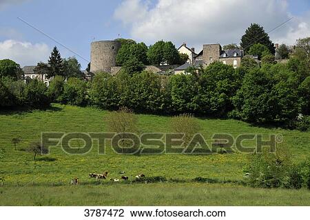 Stock Image - France, Pays de la Loire region, Mayenne department, medieval village of Sainte-Suzanne, castle tower and ramparts.. Fotosearch