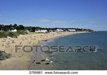 Stock Image - France, Pays de la Loire region, Loire-Atlantique department, Pornichet city, beach of Sainte-Marguerite.. Fotosearch