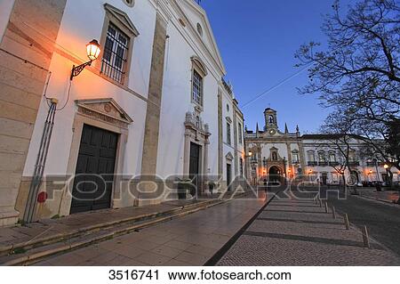 Portugal, Algarve. Faro. Igreja da Misericordia, Arco da Vila in the background. Entrance door leading to the old city. View Large Photo Image Stock Image - Portugal, Algarve. Faro. Igreja da Misericordia, Arco da Vila in the background. Entrance door leading to the old city.. Fotosearch