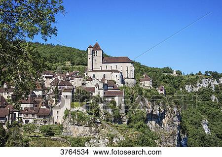 Picture - Saint Cirq Lapopie, Lot department, Languedoc-Roussillon, Midi-Pyrenees, France. Fotosearch