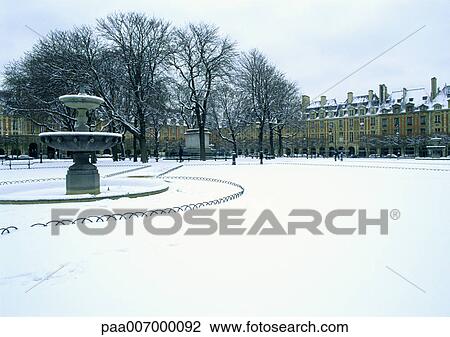 France, Paris, Place des Vosges in snow View Large Photo Image Stock Image - France, Paris, Place des Vosges in snow. Fotosearch