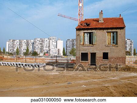 Stock Image - House under construction. Fotosearch