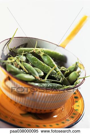 Stock Photography - Bowl of sugar snap peas. Fotosearch