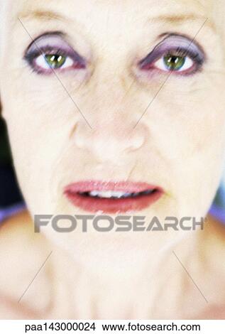 Picture - Senior woman, portrait, close-up. Fotosearch