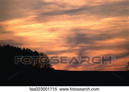 Sky at twilight View Large Photo Image Stock Photography - Sky at twilight. Fotosearch