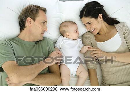 baby bed between parents