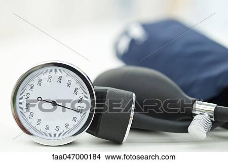 Picture - Aneroid sphygmomanometer (blood pressure gauge). Fotosearch